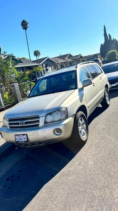 2002 Toyota Highlander - Image 4 of 4
