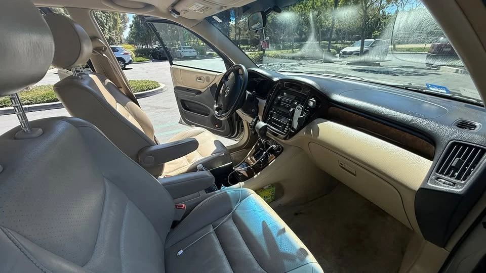 2002 Toyota Highlander - Image 6 of 18