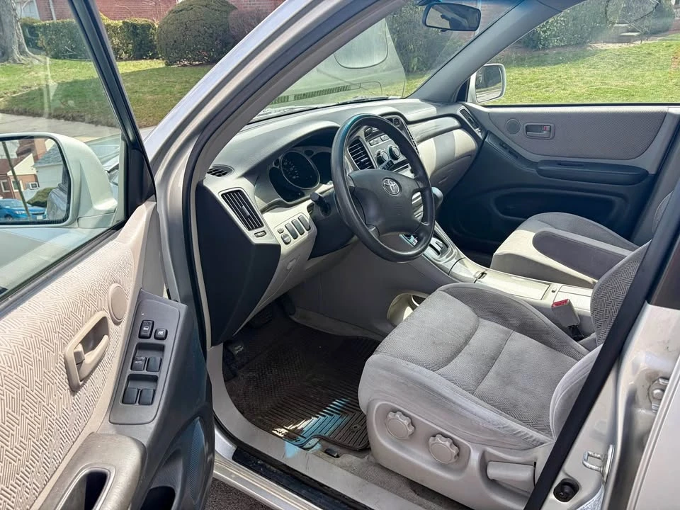 2002 Toyota Highlander - Image 5 of 11