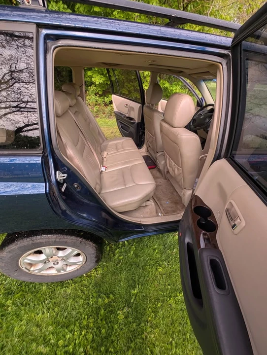2002 Toyota Highlander - Image 8 of 19