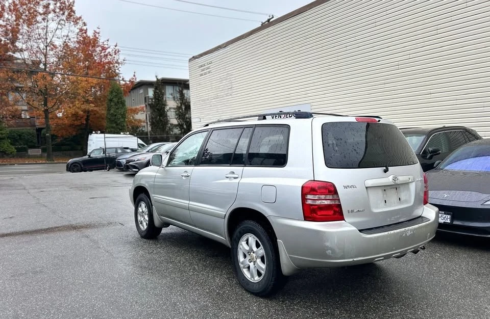 2002 Toyota Highlander - Image 5 of 13
