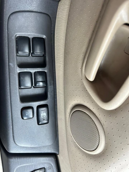 2002 Toyota Highlander - Image 13 of 13