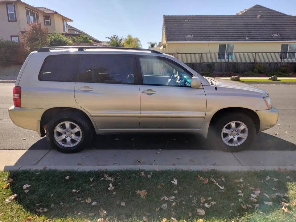 2002 Toyota Highlander - Image 5 of 12
