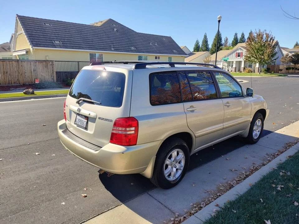 2002 Toyota Highlander - Image 4 of 12
