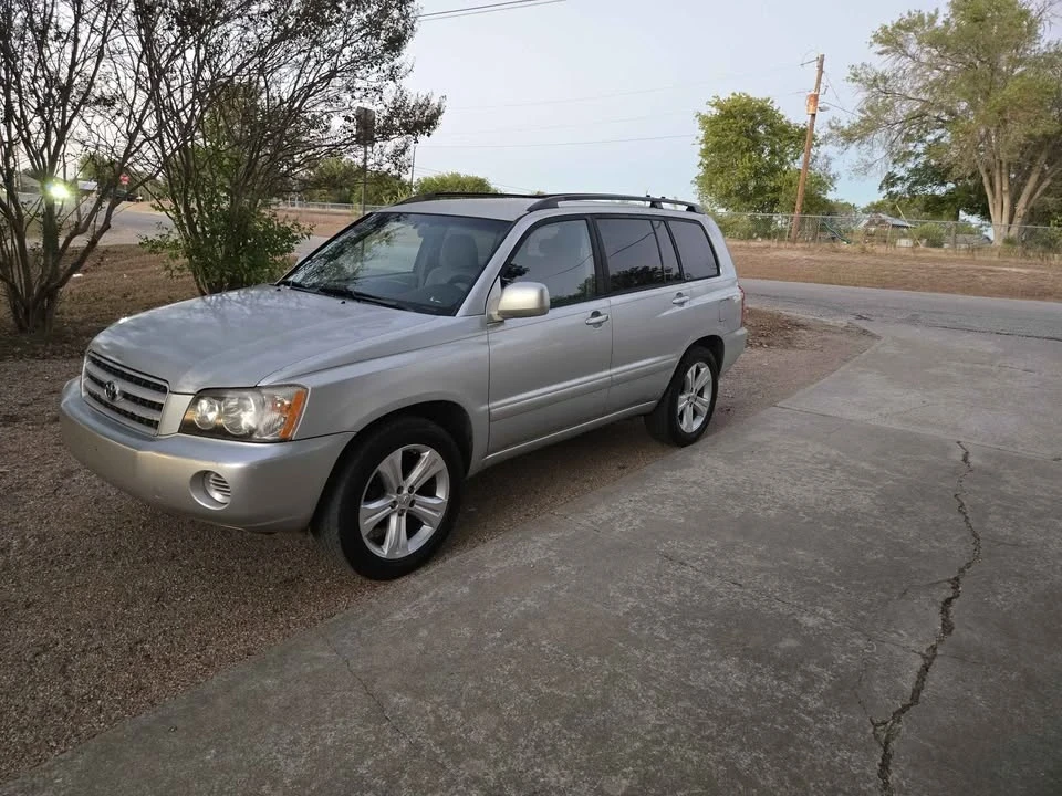 2002 Toyota Highlander - Image 10 of 14