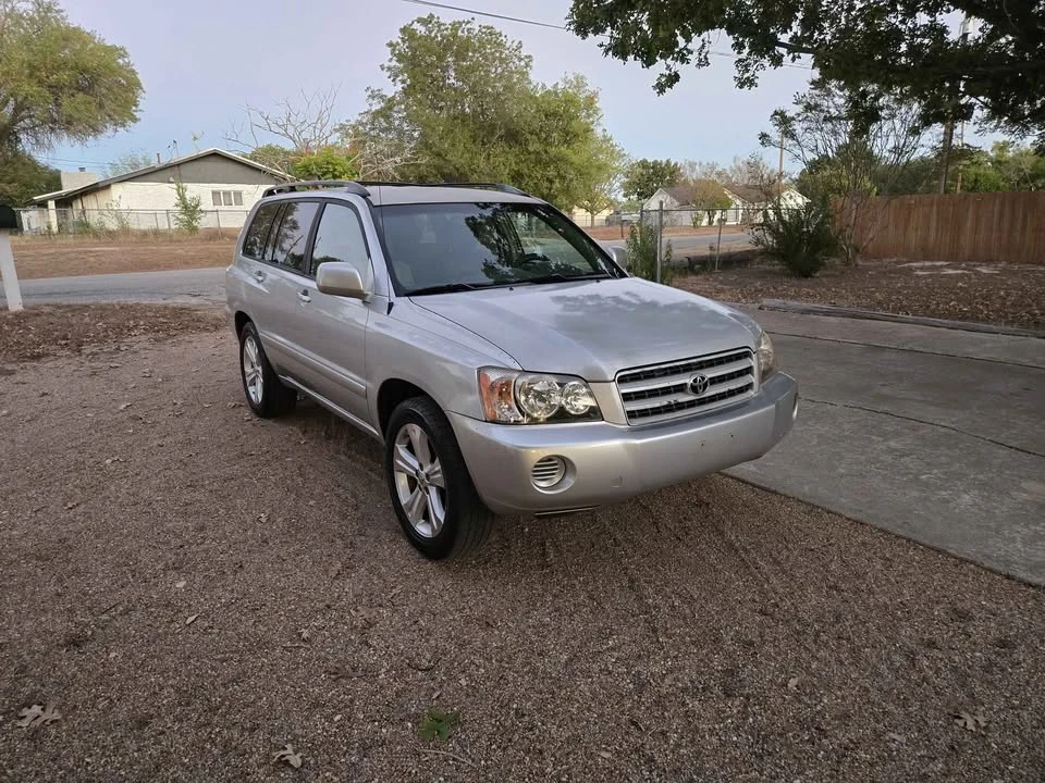 2002 Toyota Highlander - Image 13 of 14