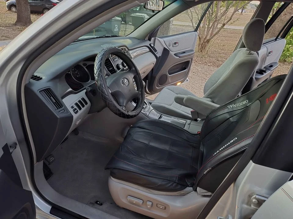 2002 Toyota Highlander - Image 6 of 14
