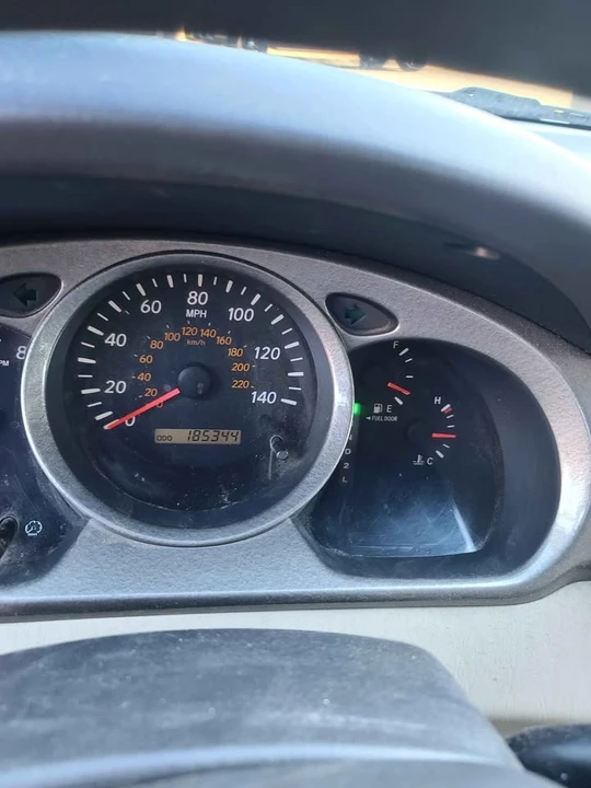 2002 Toyota Highlander - Image 7 of 7