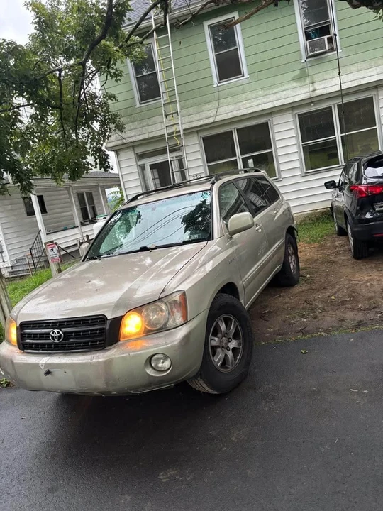2002 Toyota Highlander - Image 4 of 8