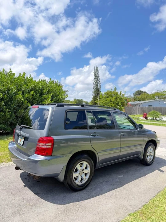 2002 Toyota Highlander - Image 3 of 7