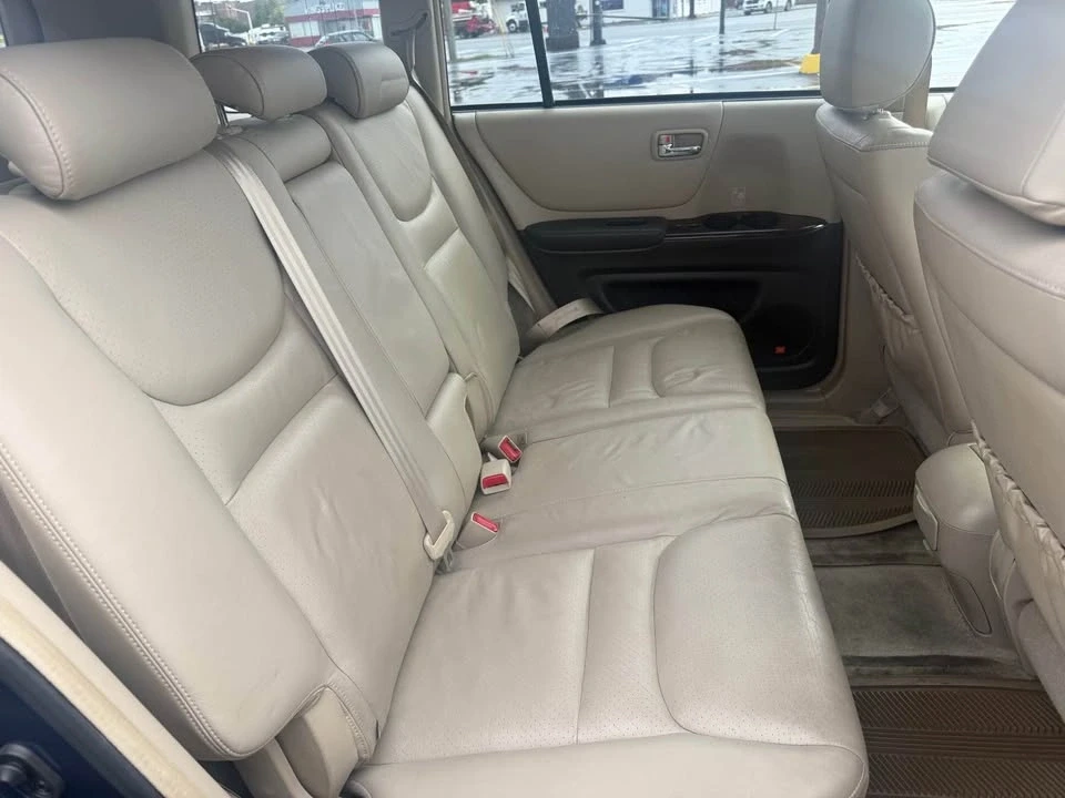 2002 Toyota Highlander - Image 10 of 18