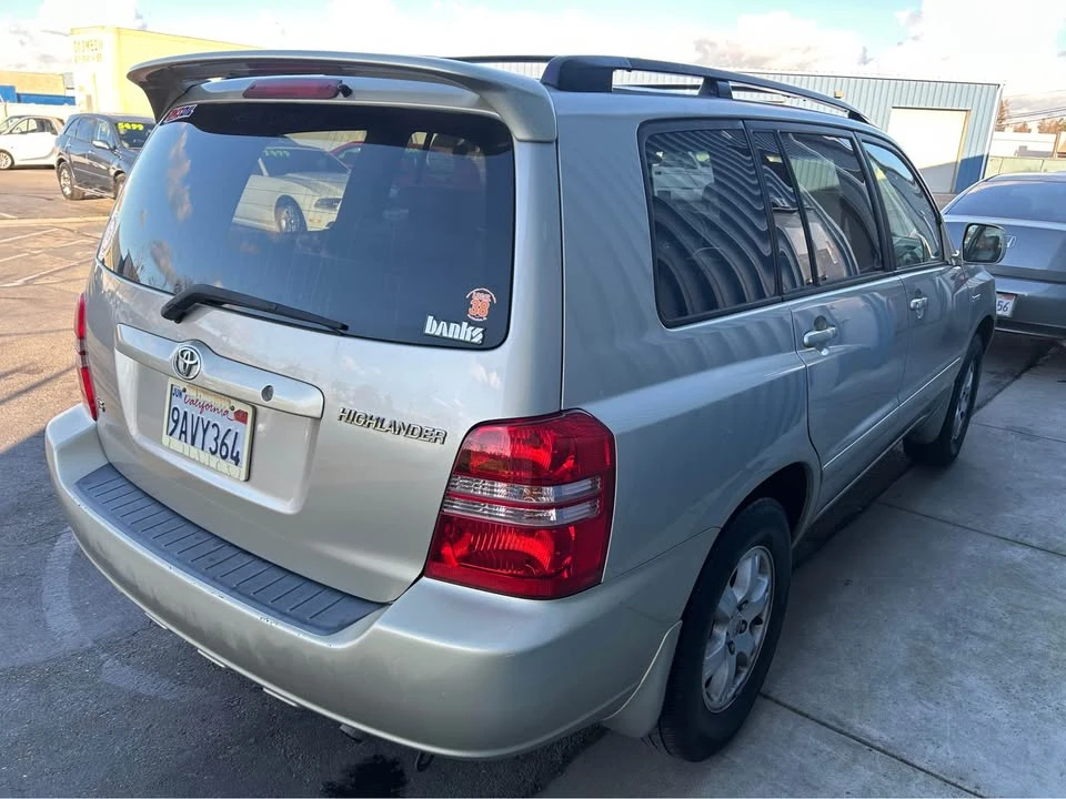 2002 Toyota Highlander - Image 5 of 9