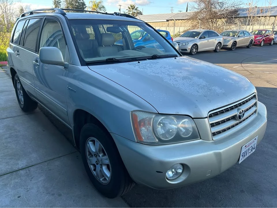2002 Toyota Highlander - Image 3 of 9