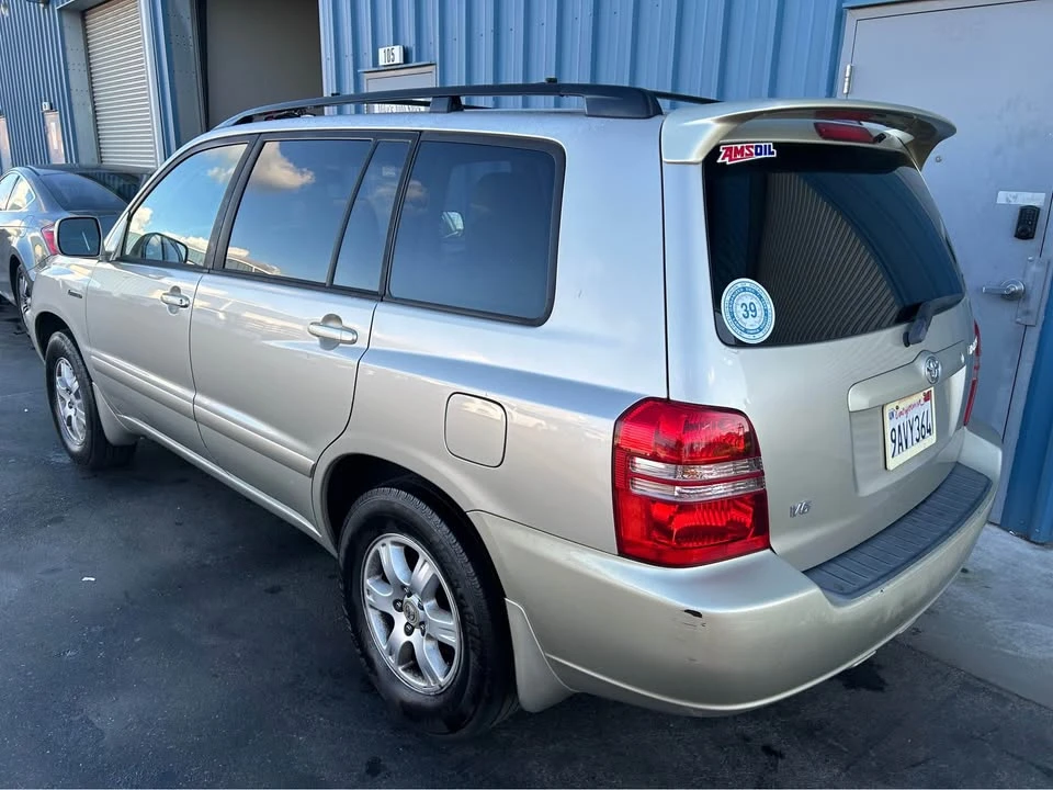 2002 Toyota Highlander - Image 4 of 9