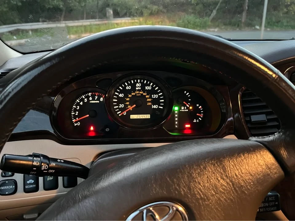 2002 Toyota Highlander - Image 18 of 19