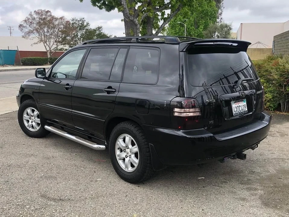 2002 Toyota Highlander - Image 2 of 2
