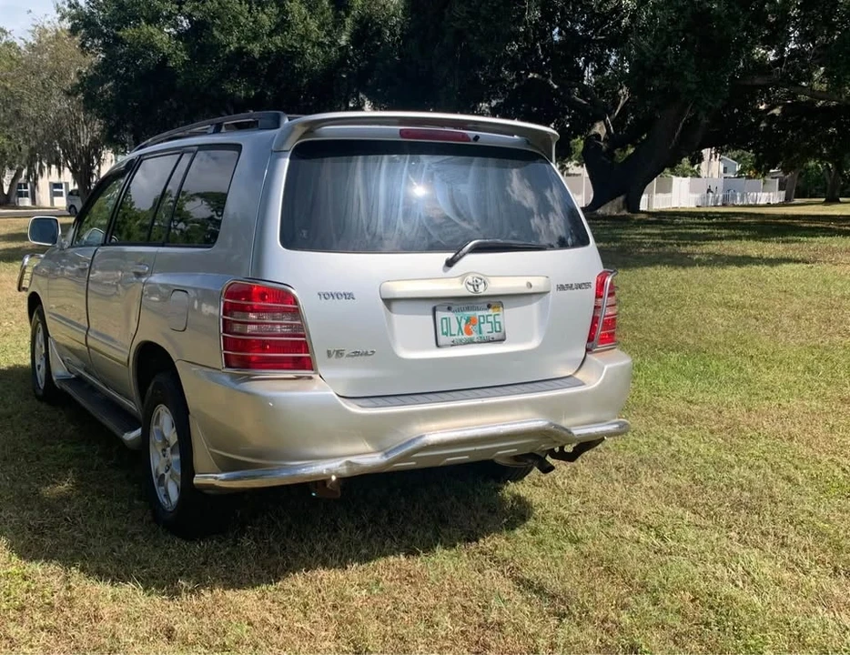 2002 Toyota Highlander - Image 4 of 10