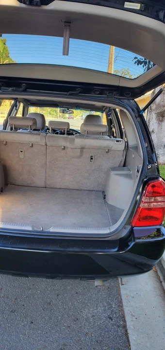 2002 Toyota Highlander - Image 9 of 9