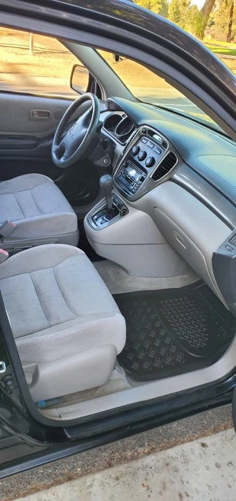 2002 Toyota Highlander - Image 6 of 9