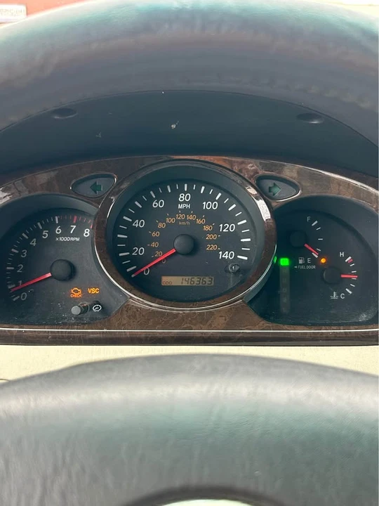 2002 Toyota Highlander - Image 7 of 12