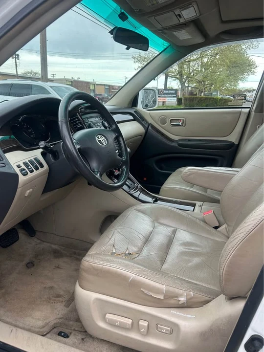 2002 Toyota Highlander - Image 5 of 12