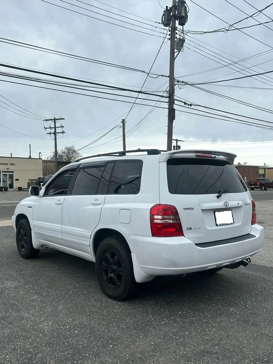 2002 Toyota Highlander - Image 11 of 12