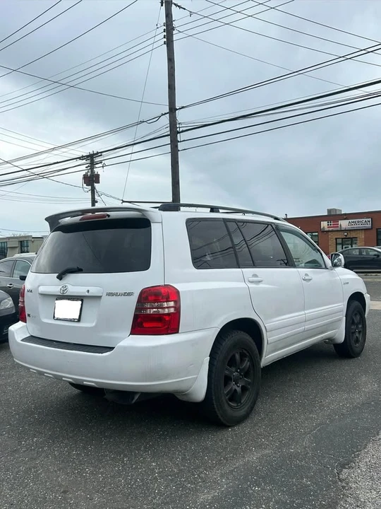 2002 Toyota Highlander - Image 9 of 12