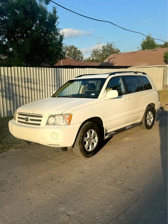 2002 Toyota Highlander - Image 5 of 16