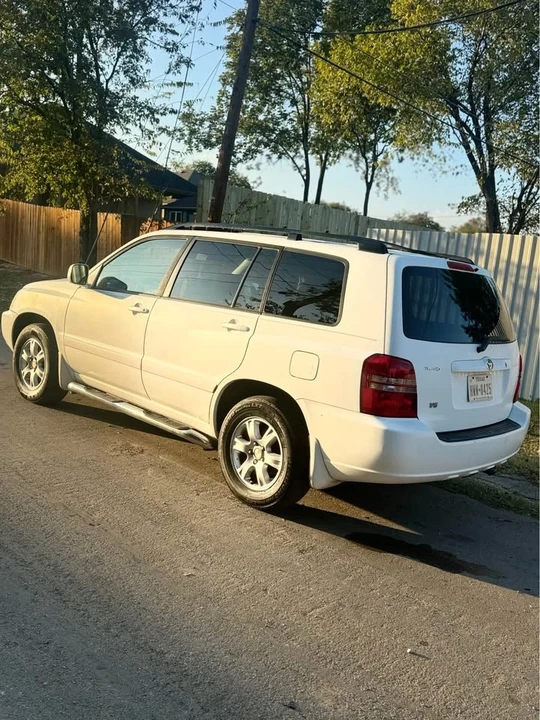 2002 Toyota Highlander - Image 7 of 16