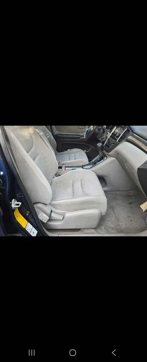 2002 Toyota Highlander - Image 13 of 15