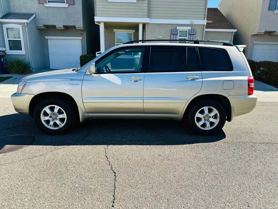 2002 Toyota Highlander - Image 8 of 15