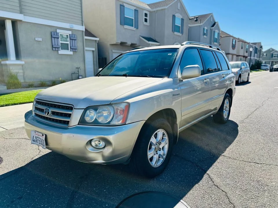 2002 Toyota Highlander - Image 6 of 15