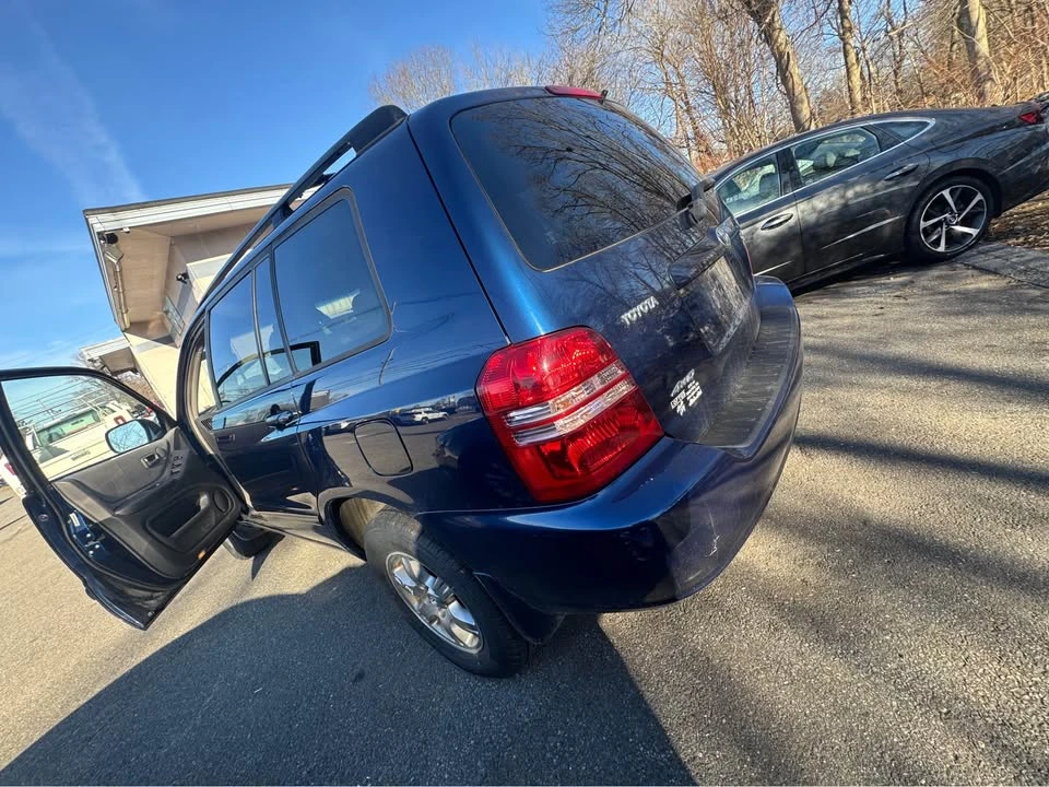 2002 Toyota Highlander - Image 8 of 20