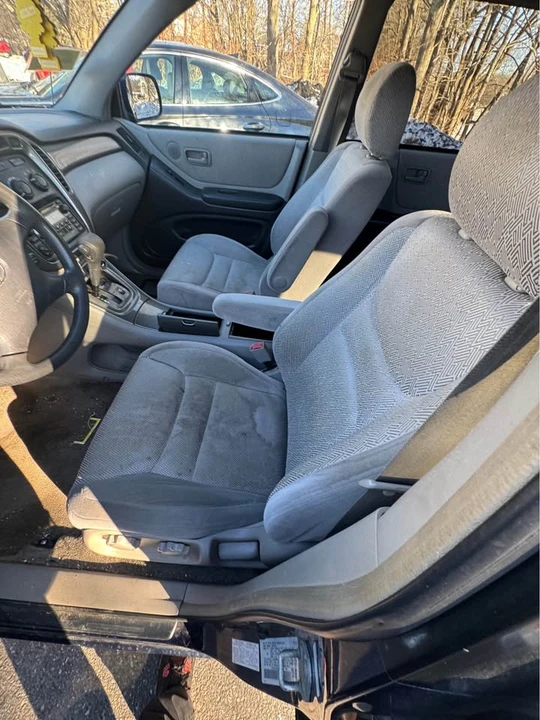 2002 Toyota Highlander - Image 16 of 20
