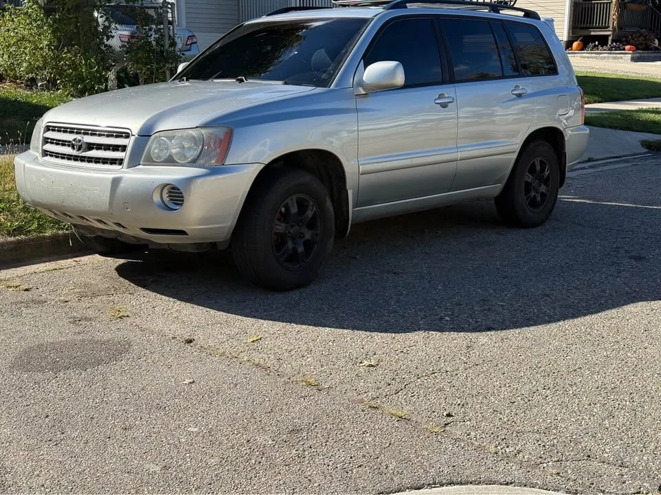 2002 Toyota Highlander - Image 2 of 9