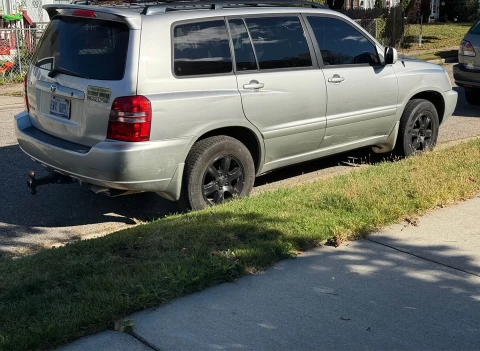 2002 Toyota Highlander - Image 4 of 9