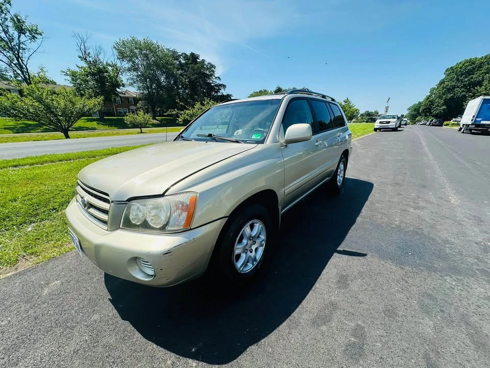 2002 Toyota Highlander - Image 11 of 13