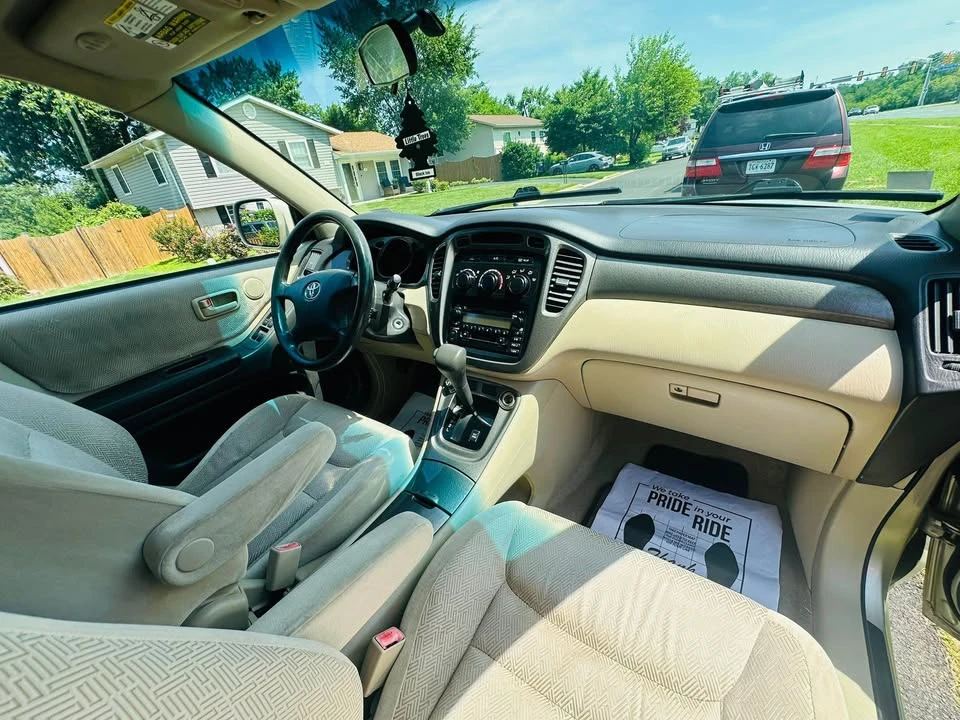 2002 Toyota Highlander - Image 7 of 13