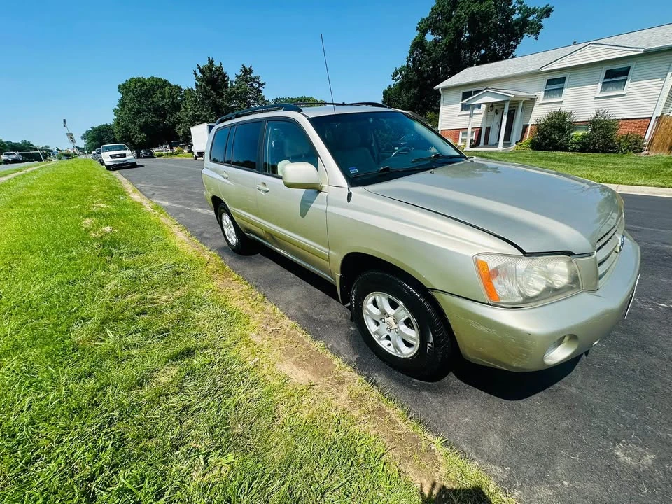 2002 Toyota Highlander - Image 13 of 13