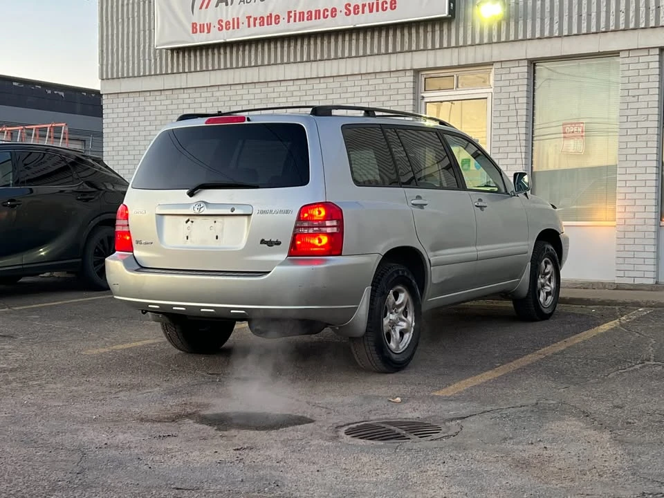 2002 Toyota Highlander - Image 6 of 15