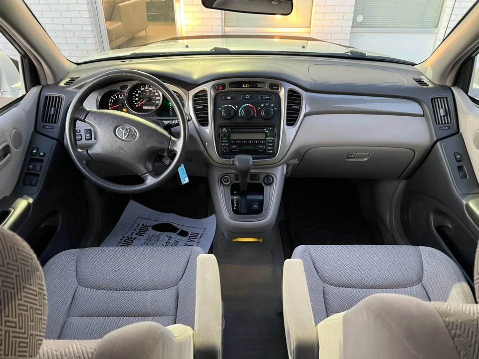 2002 Toyota Highlander - Image 12 of 15