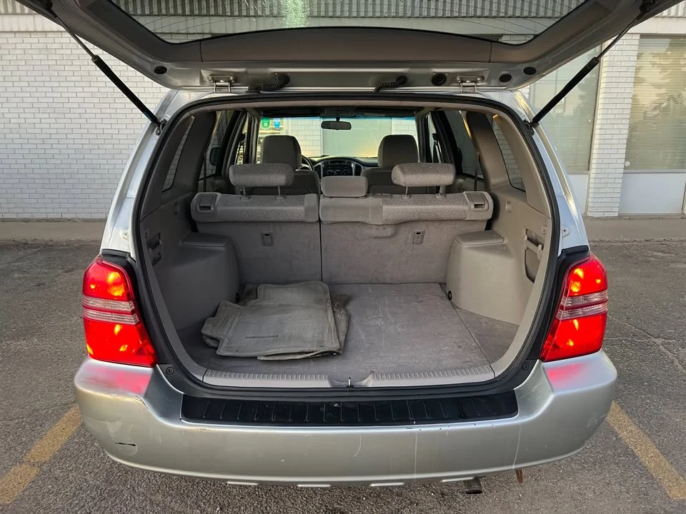 2002 Toyota Highlander - Image 15 of 15