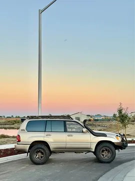 2002 Toyota Land Cruiser Heritage Edition