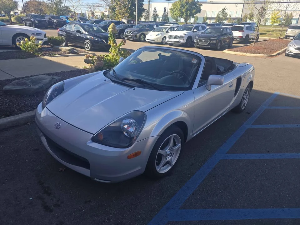 2002 Toyota MR2 Spyder/MR-S - Image 3 of 4