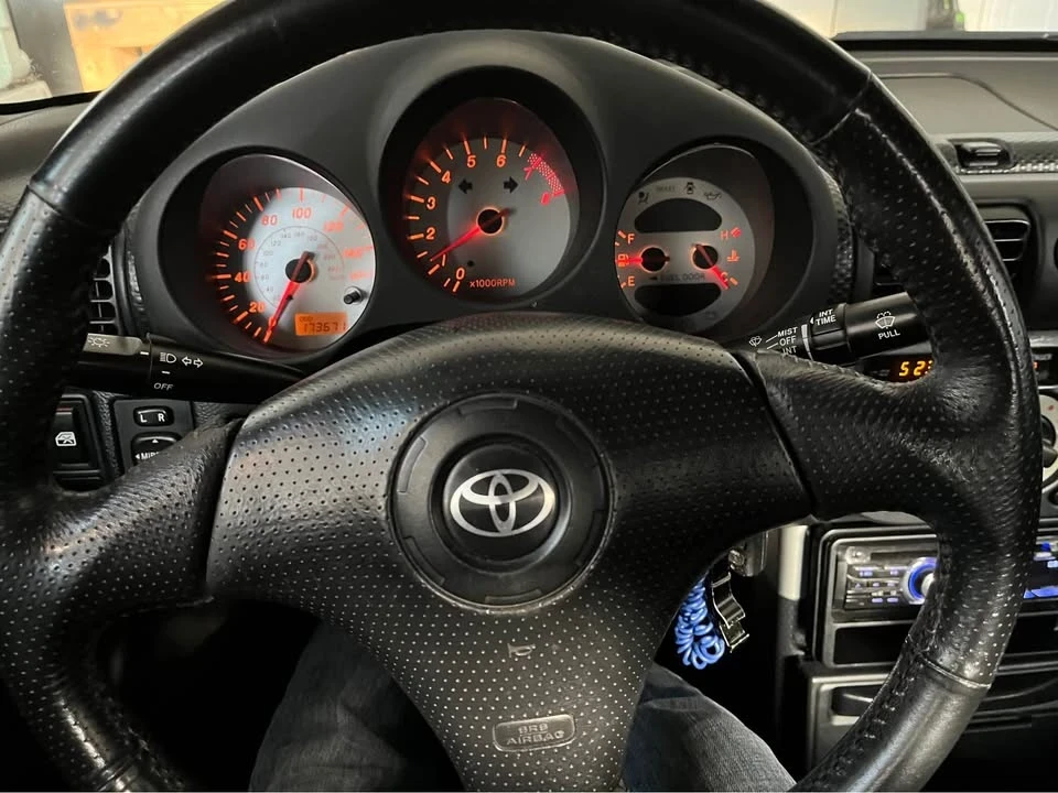 2002 Toyota MR2 Spyder/MR-S - Image 5 of 8