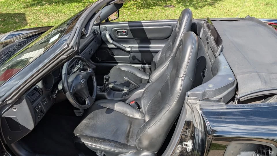 2002 Toyota MR2 Spyder/MR-S - Image 6 of 6