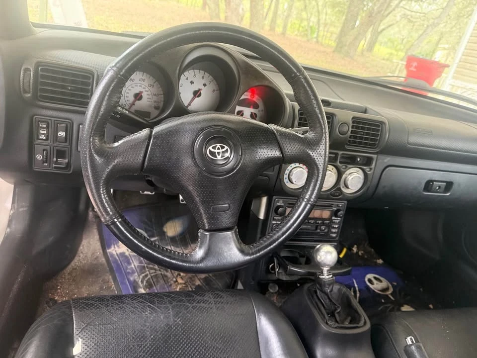 2002 Toyota MR2 Spyder/MR-S - Image 7 of 7