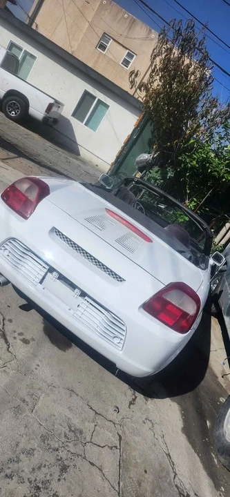 2002 Toyota MR2 Spyder/MR-S - Image 9 of 9