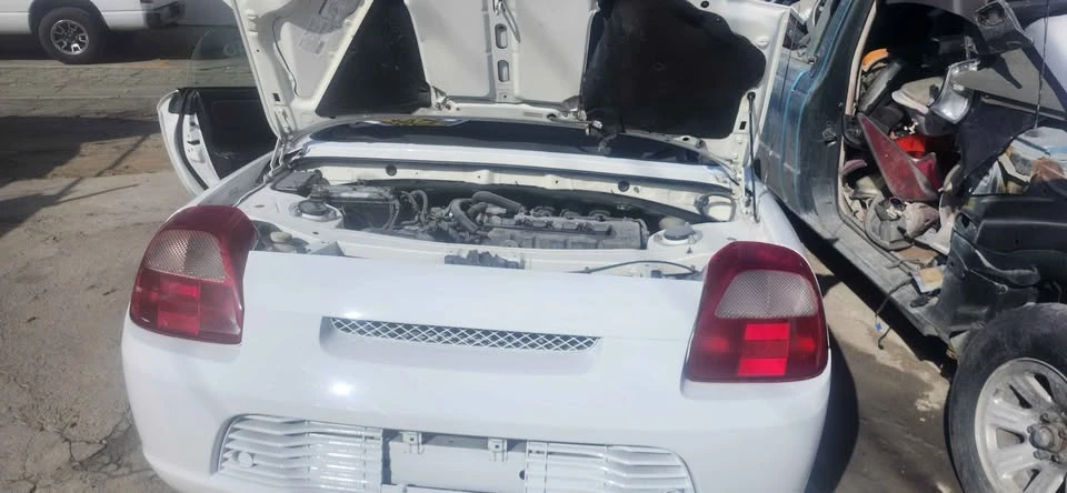 2002 Toyota MR2 Spyder/MR-S - Image 6 of 9