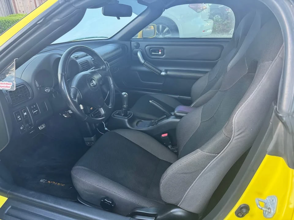 2002 Toyota MR2 Spyder/MR-S - Image 4 of 8